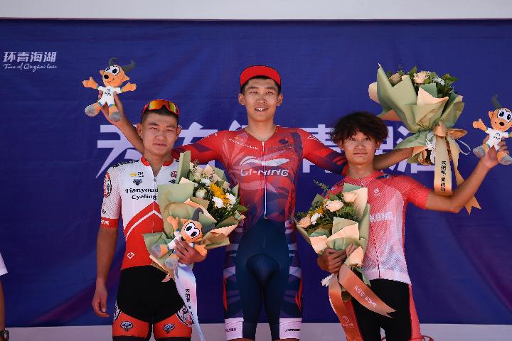 自行車&mdash;&mdash;環(huán)青海湖國際公路自行車賽第一賽段賽況