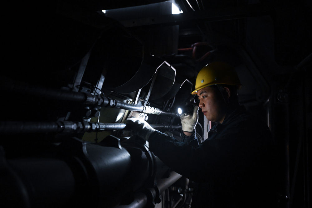 &ldquo;95后&rdquo;機(jī)車工長的首次春運(yùn)&ldquo;大考&rdquo;